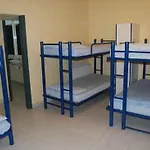 Hostal De