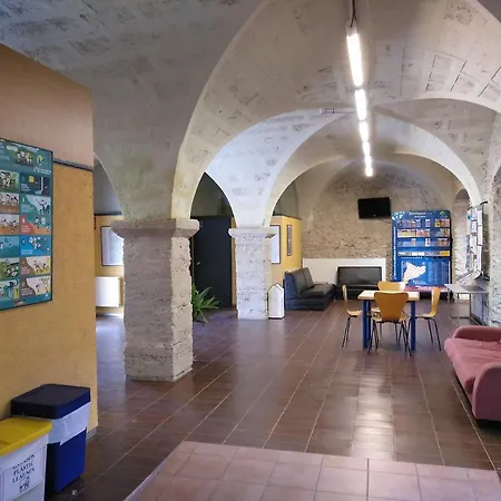 Hostal De